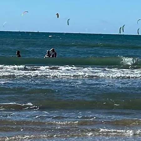 Au Pacific Avec Jardin A 3 Mn Des Plages לה גרנד מוט