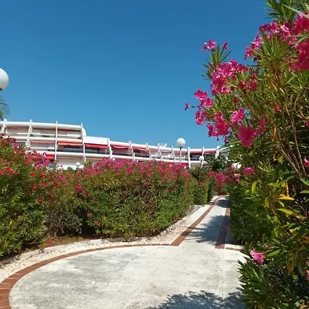 Au Pacific Avec Jardin A 3 Mn Des Plages * Ла-Гранд-Мот